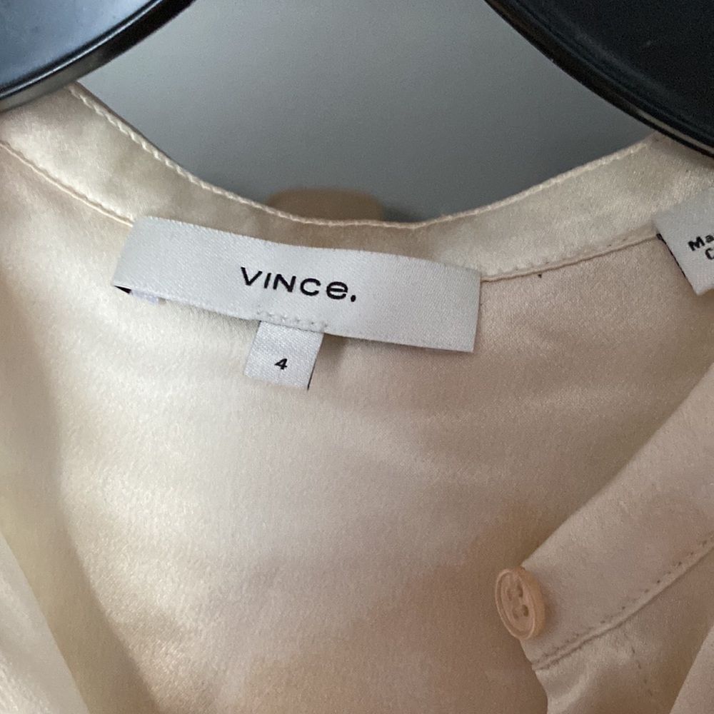 Vince silk blouse size 4 - Picture 3 of 4